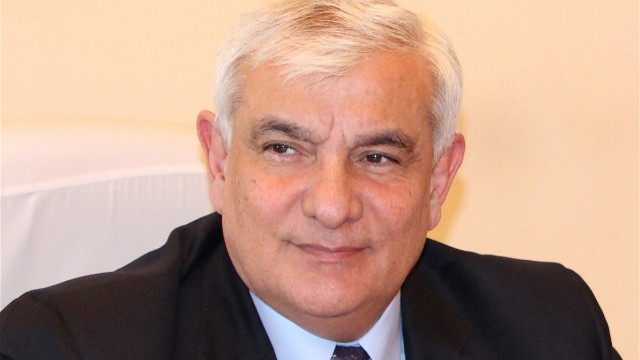 "Universitetdaxili siyasətimiz Azərbaycan naminə çalışmaqdır" -Kamal Abdulla